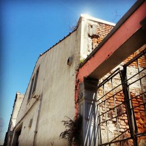 03.2014 old wall nola